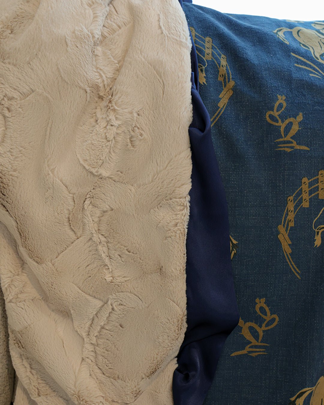 Blankets - Western Life Bucking Bronco - Gliz Design