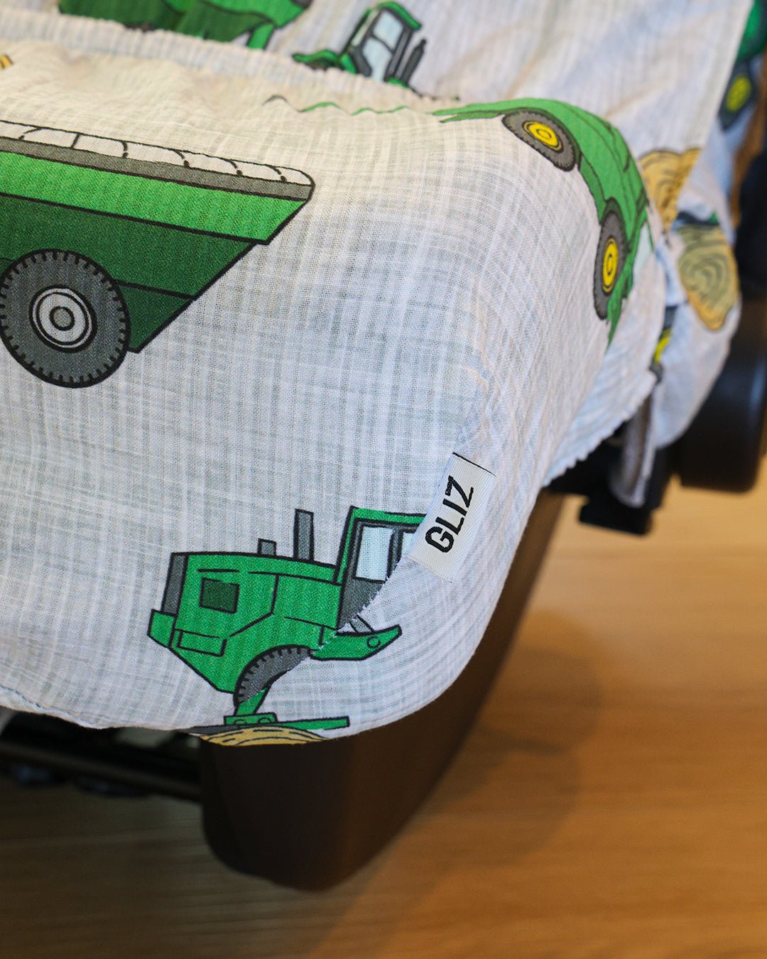 Summer Lite GlizCover™ - Tractors - Gliz Design