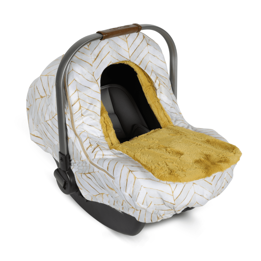 Winter Cover - Chevron Painted White Gold - Gliz Design