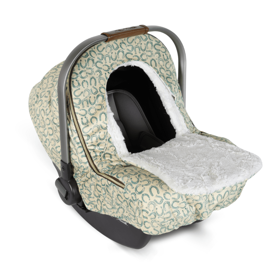 Winter Cover - Horseshoes - Gliz Design