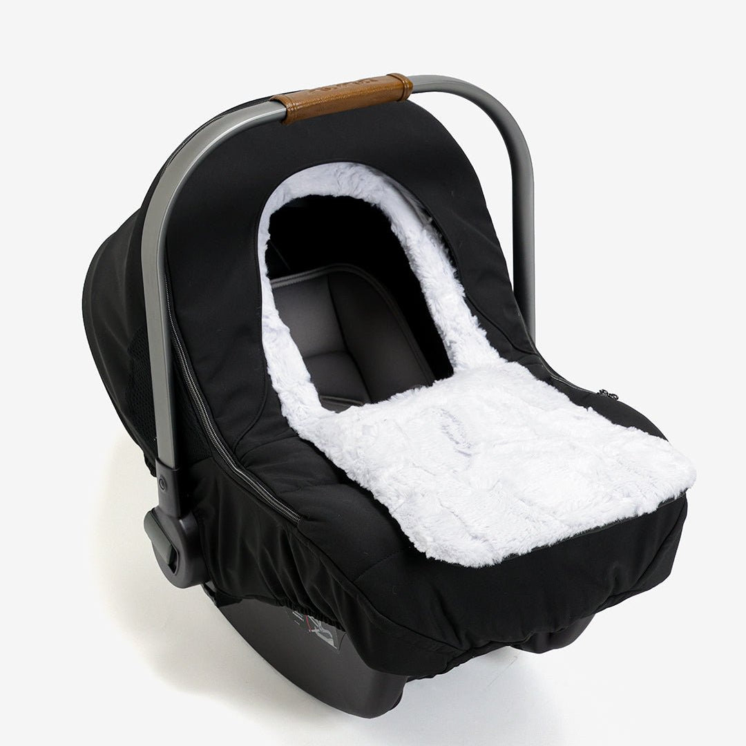 Winter Cover - WeatherPuff - Gliz Design