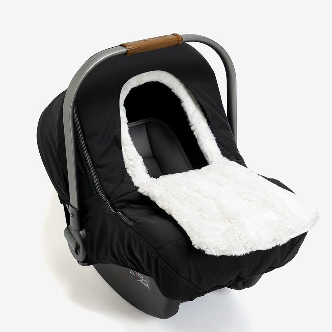 Winter Cover - WeatherPuff - Gliz Design