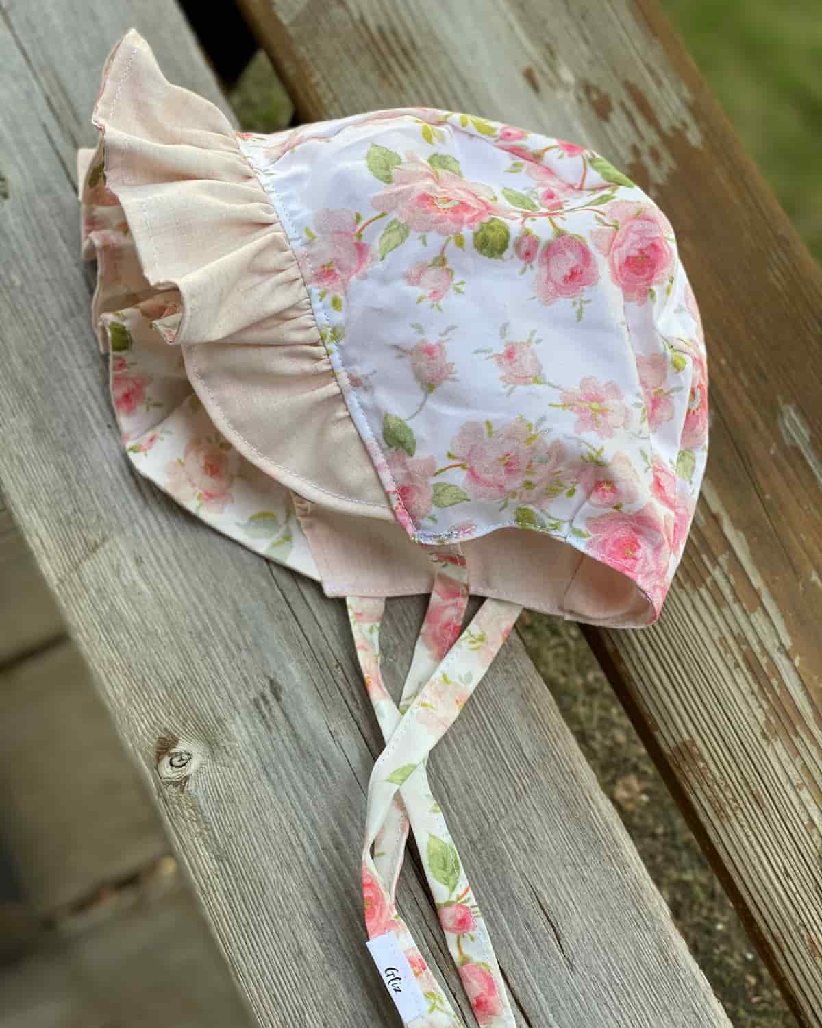 Ruffle Bonnet - Pink Roses - Gliz Design