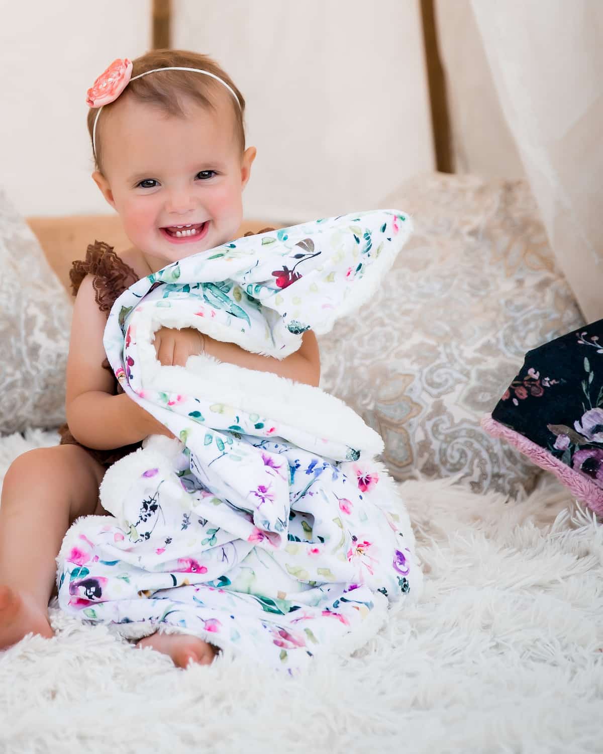 Snuggle Taggie - Gliz Design