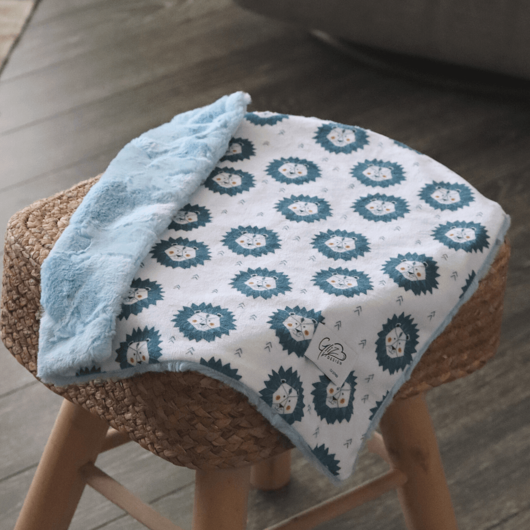 Snuggle Taggie - Lions - Gliz Design