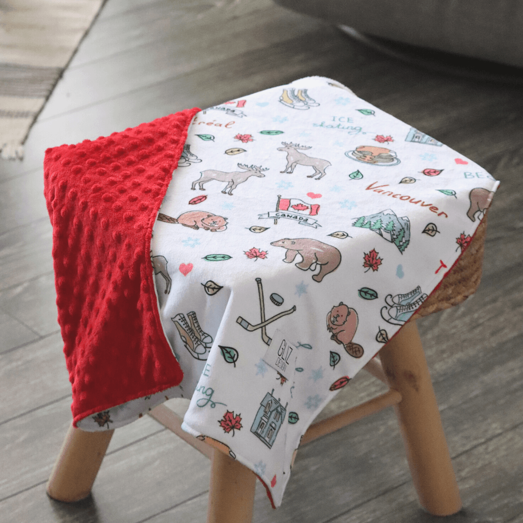 Snuggle Taggie M - Canadian Winter - Gliz Design