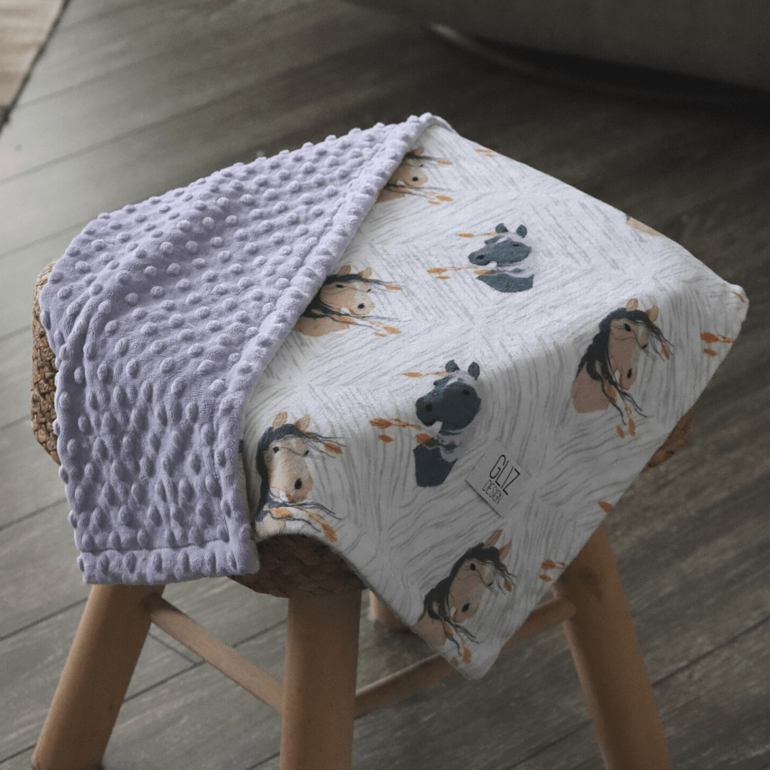 Snuggle Taggie M - Horses in the Wind - Gliz Design