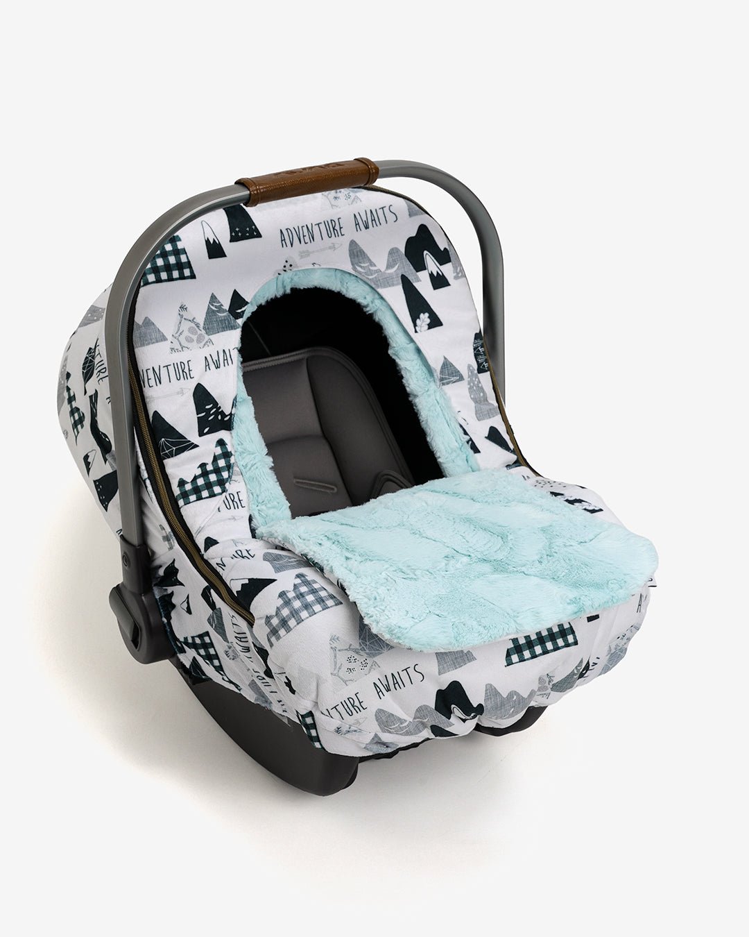 Winter Cover - Adventure Awaits Monochrome - Gliz Design