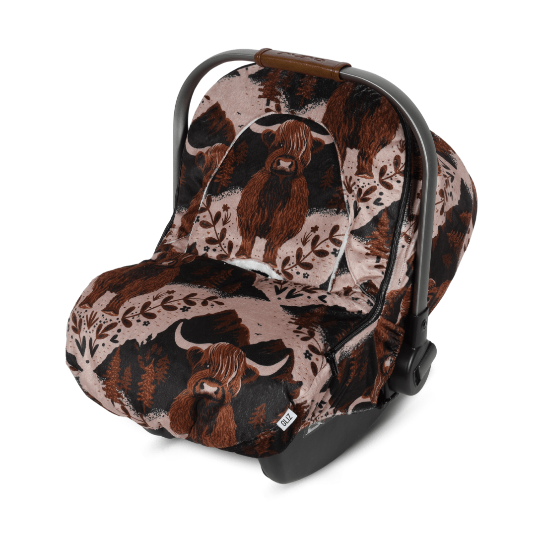 Winter Cover - Hilda the Highland Cow - Gliz Design