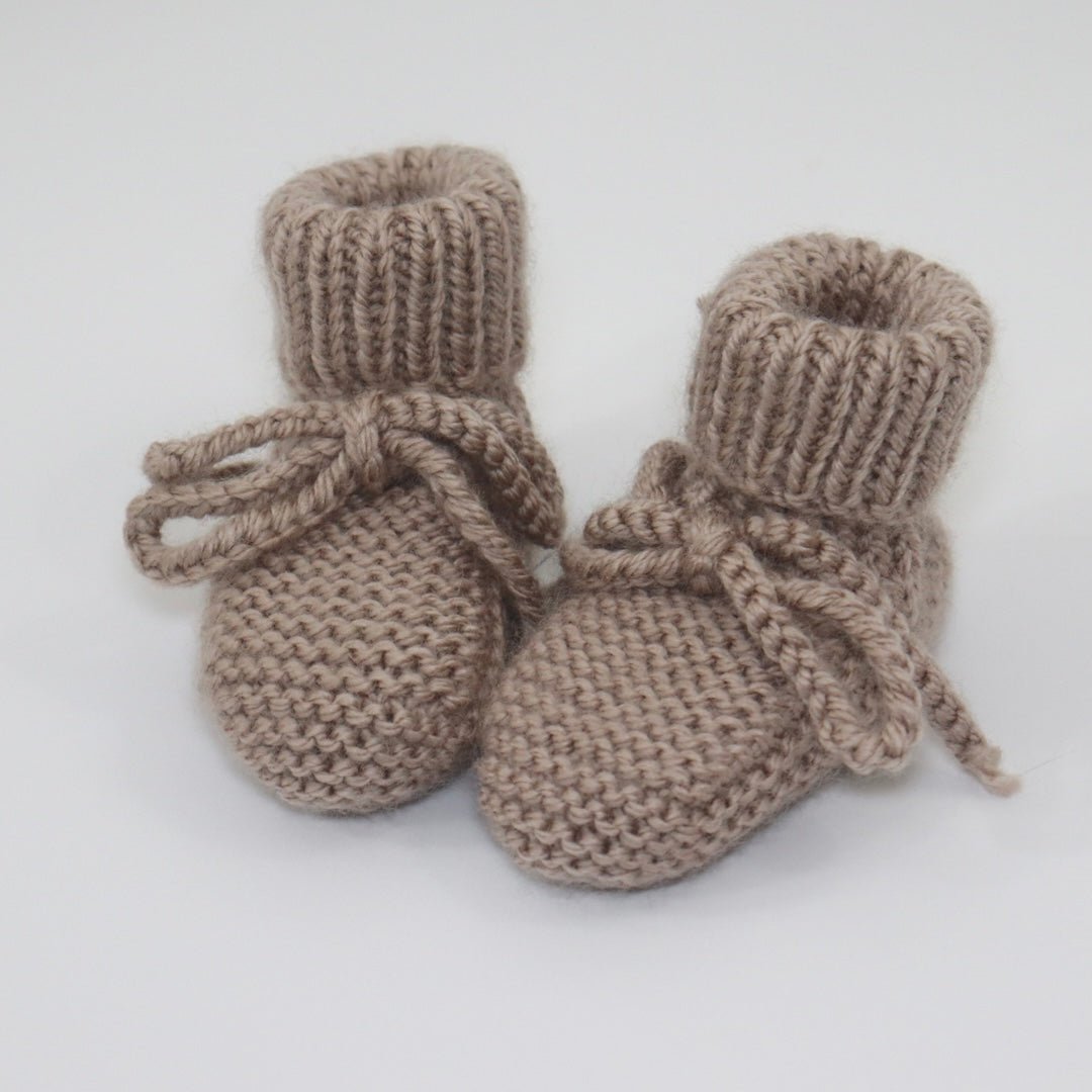 Hand Knitted Booties v2 - Gliz Design