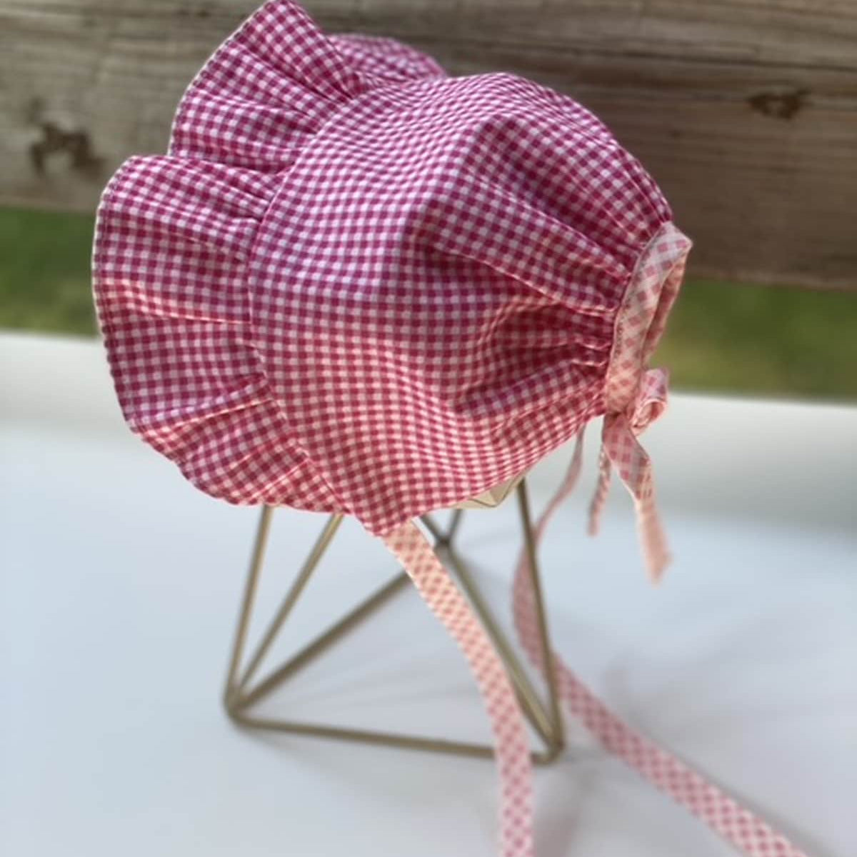 Gliz Design : Baby Bonnet : Ruffle - Red Checkered Stripes