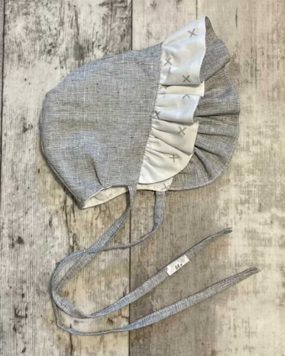 Ruffle Bonnet - Grey Crosses - Gliz Design