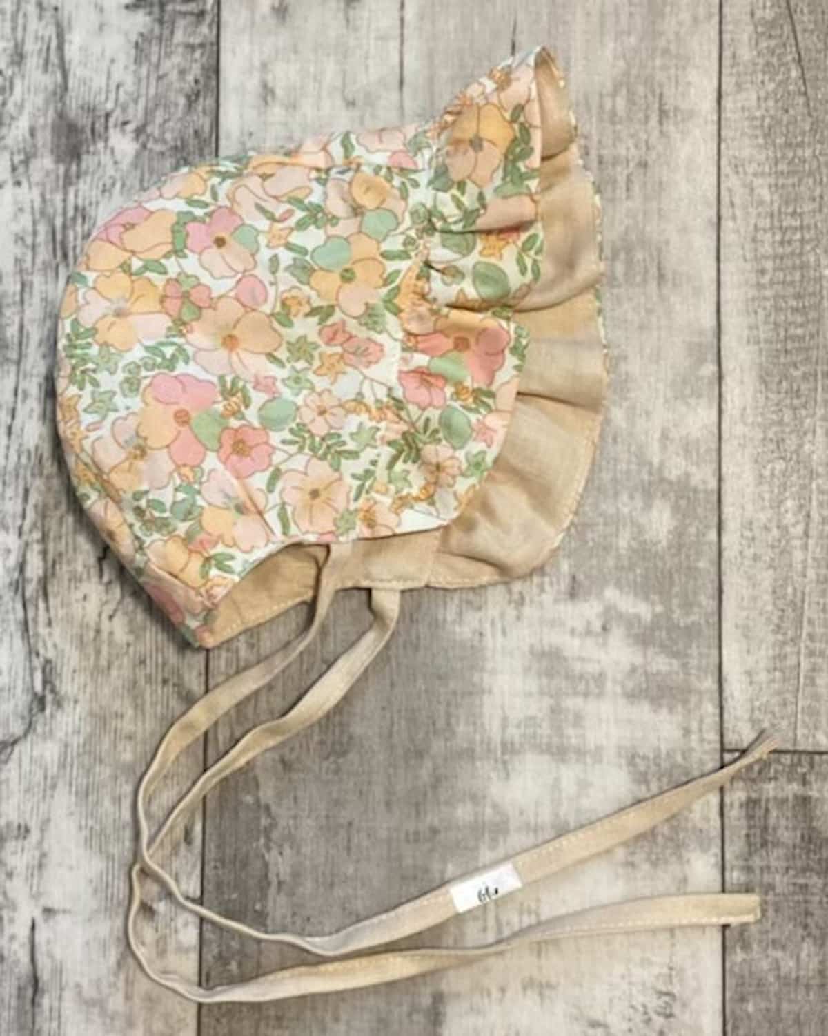 Ruffle Bonnet - Peach Florals - Gliz Design