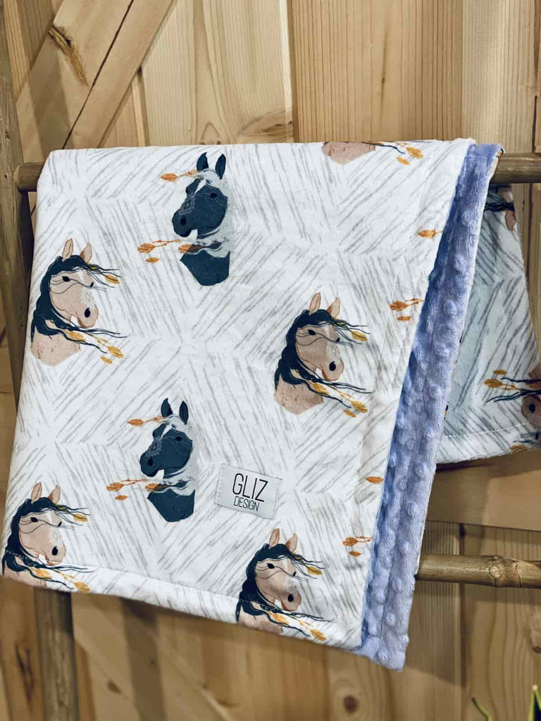 Snuggle Taggie M - Horses in the Wind - Gliz Design
